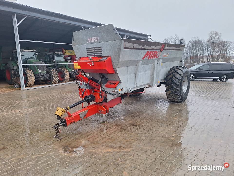 Rozrzutnik obornika wannowy wałki pionowe Stan Łomża