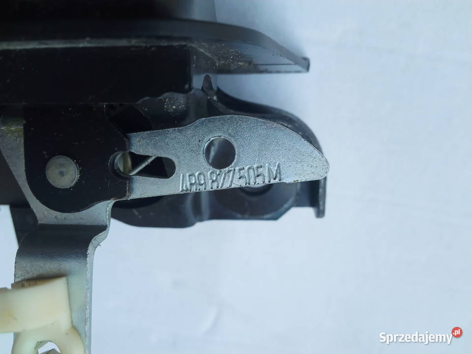 Audi A2 Zamek klapy bagażnika Tył 8Z0827520 Zamki, wkładki i kluczyki Dębica