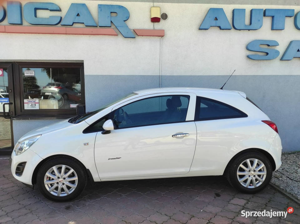 Opel Corsa FL Klima elszyby alufelgi isofix autoalarm Corsa Racibórz