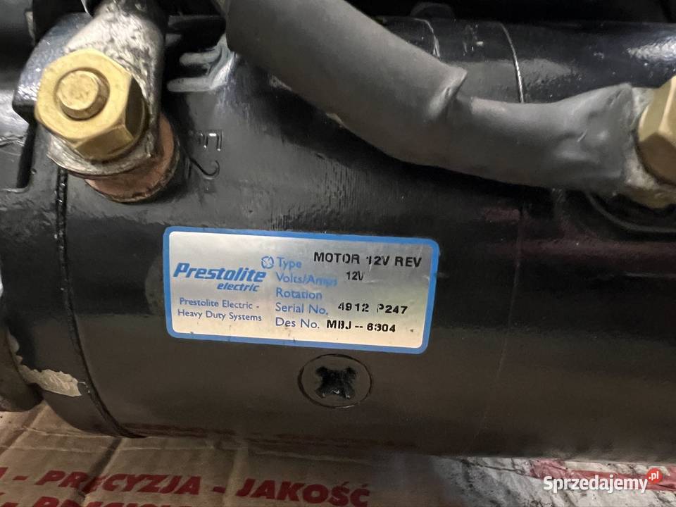 Wyciągarka samochodowa CEV 12V