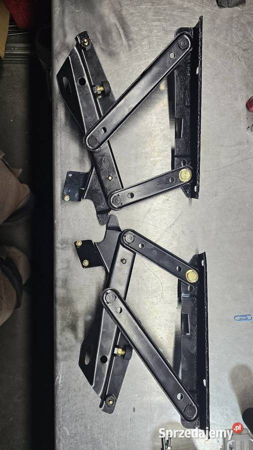 Citroen DS ID zawiasy maski Zawiasy, bolce i prowadnice Oleśnica