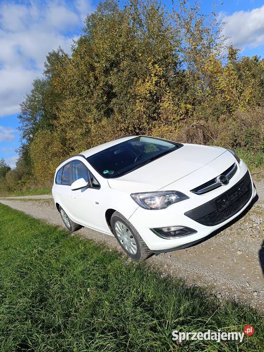 Opel Astra J lift 17Cdti 2013r Hanna