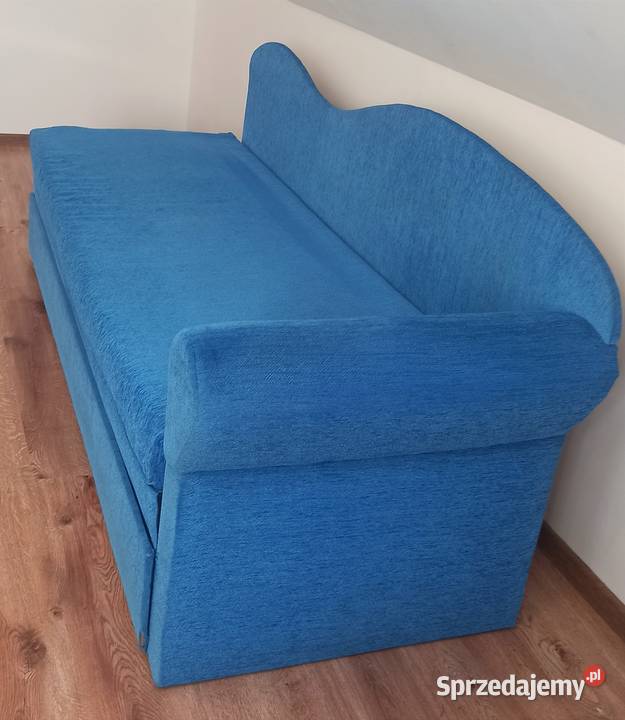 SOFA tapicerowana 140 x 205 ze skrzynią używana 200cm Klebark Mały