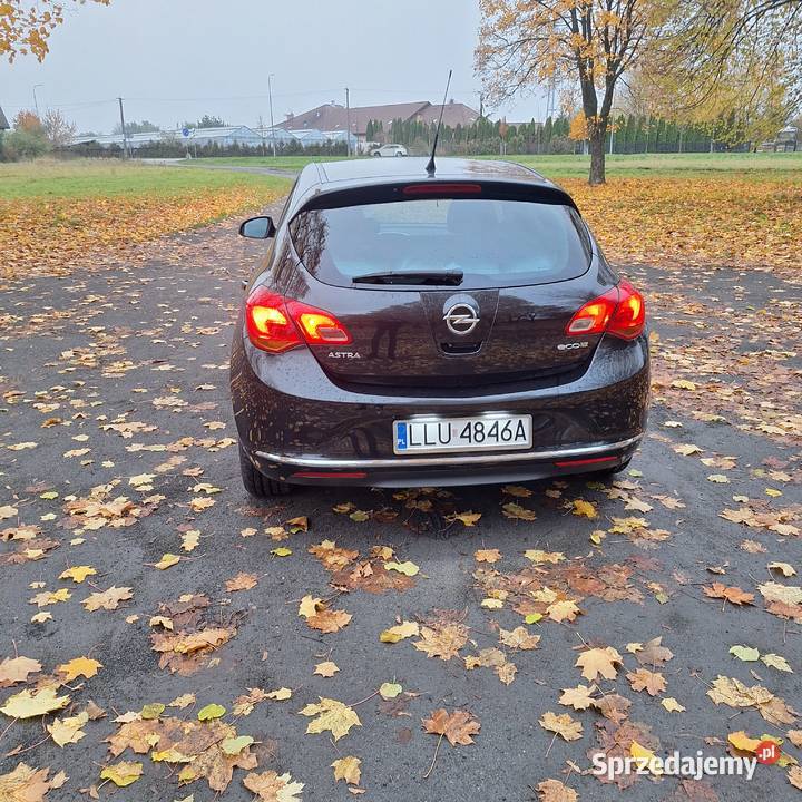 OPEL ASTRA 14 BENZYNA 2013 Astra Łuków