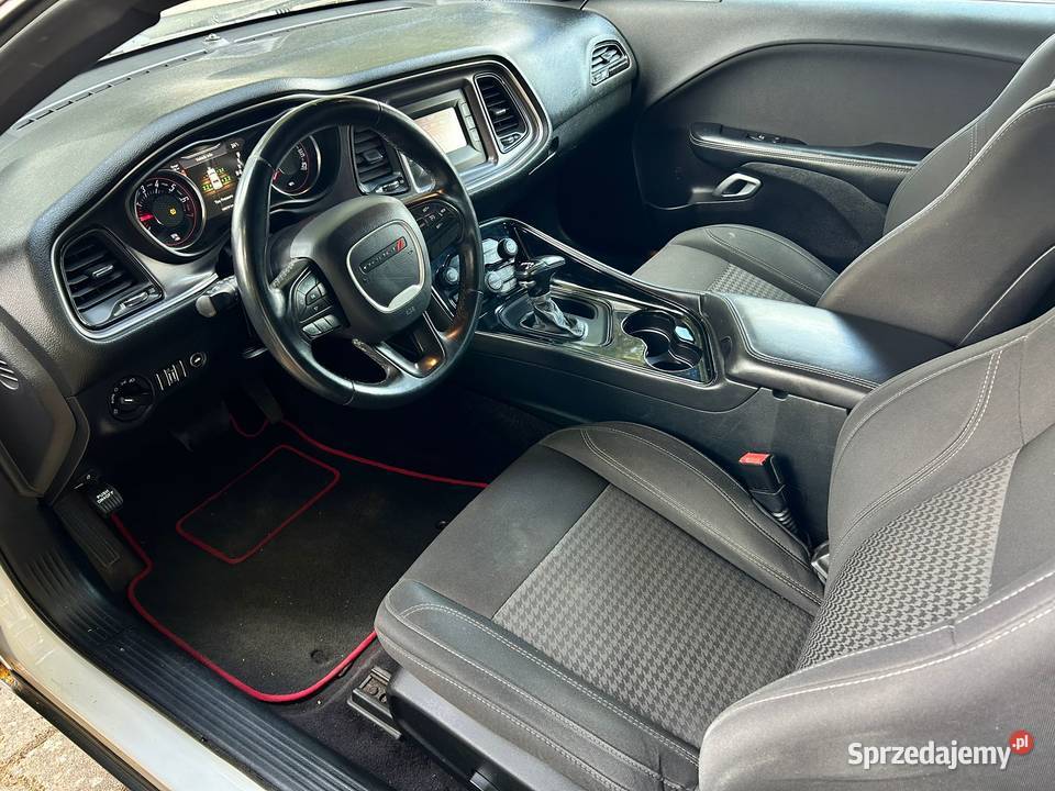Dodge Challenger 36 V6 309 Automat RWD SRT Style benzyna Challenger Szczecin