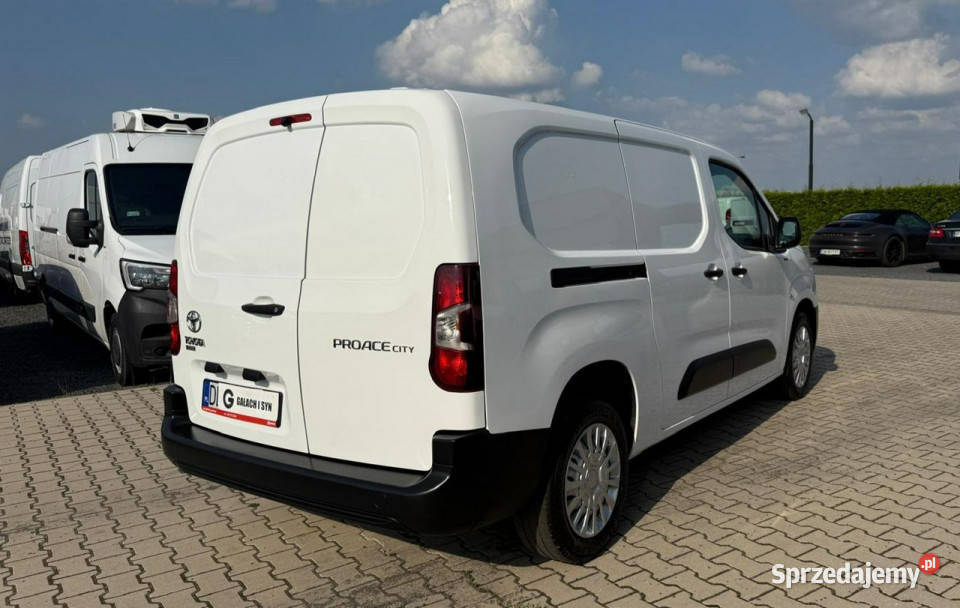 Toyota Proace City SALON L2H1 DŁUGI 3 OSOBY 1500cm3 Leszno