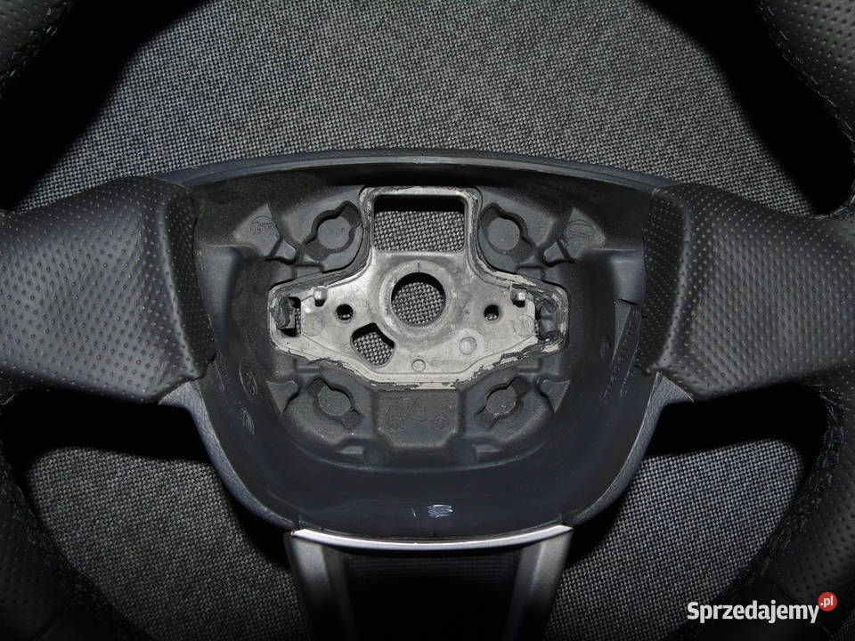 Kierownica Seat Ibiza IV 4 6J Skóra Piękna Nowa osobowe Pozostałe Radziszów
