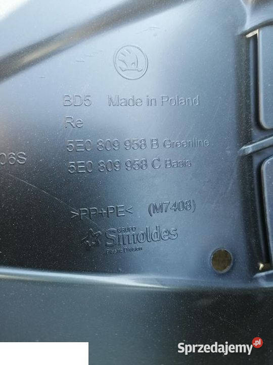SKODA OCTAVIA 5E0 NADKOLE PRAWE PRZÓD Karoseria Kozubszczyzna