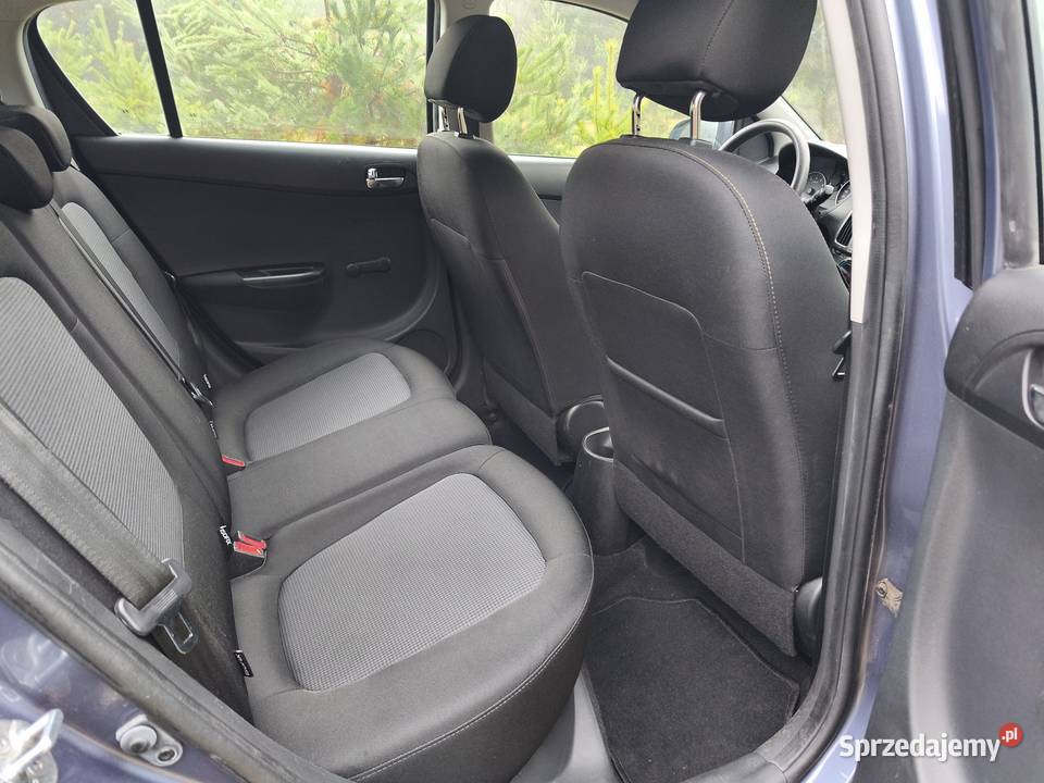 Hyundai i20 12 Benzyna 86 LED Klima 5 Drzwi z welurowa tapicerka Kłobuck