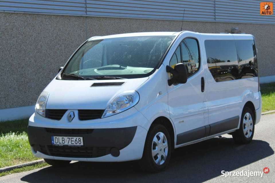 Renault Trafic 20 DCi 115 8 osobowy 3x klima 198 elektryczne lusterka Lubań