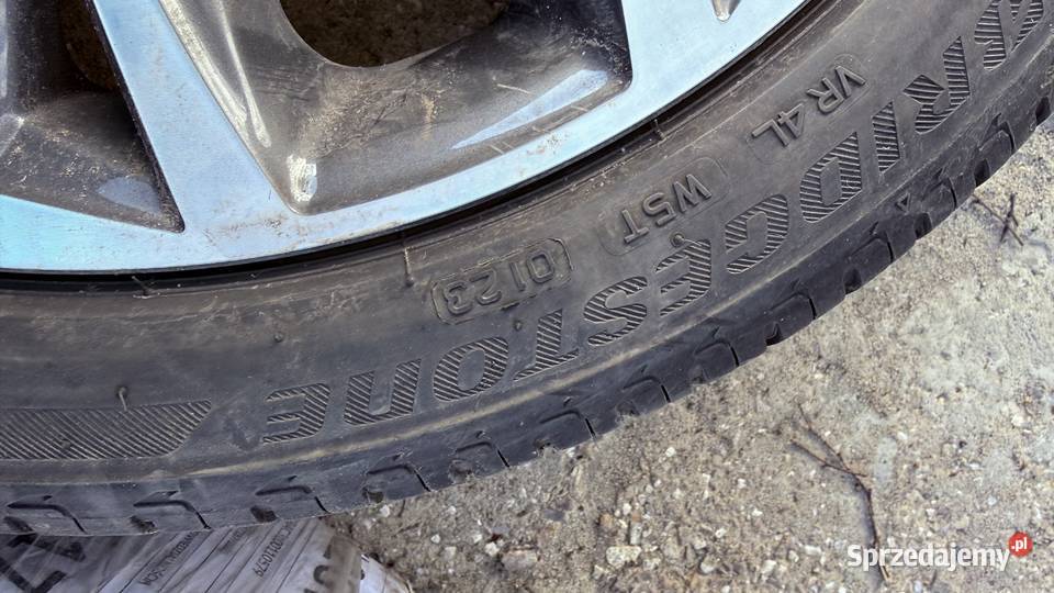 Felgi aluminiowe17 opony letnie Toyota Kielce