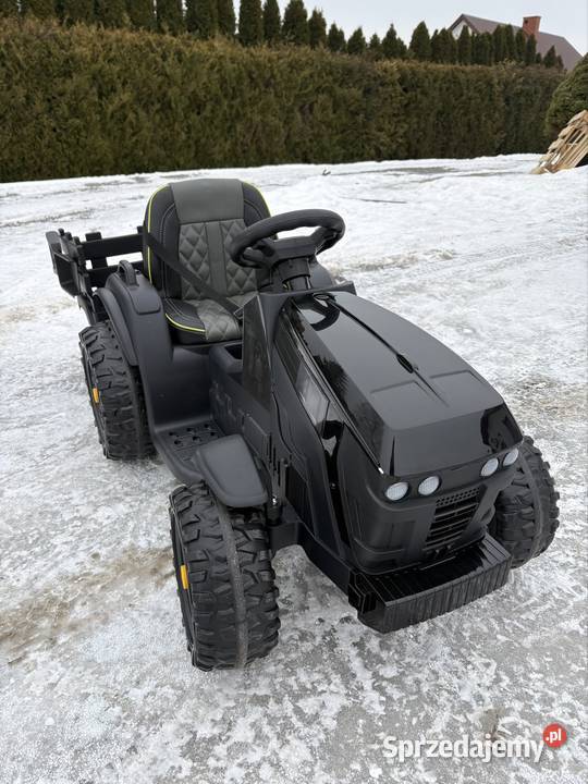 traktor na akumulator Titanium Z z przyczepą Samochody i pojazdy Grabownica sprzedam