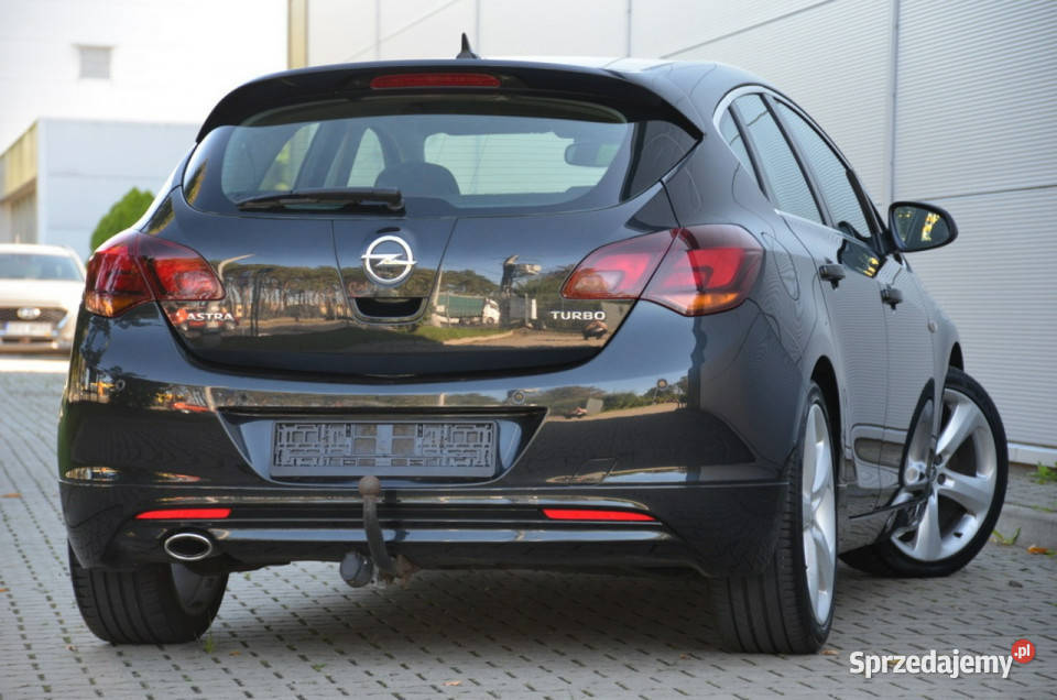 Opel Astra Czarna Opłacona 14T 140 Sport Edition Kutno sprzedam