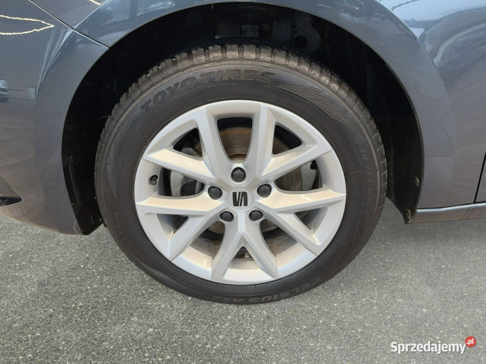 Seat Leon VAT 23 Style 10TSI 110 M6 202223 r Myślenice