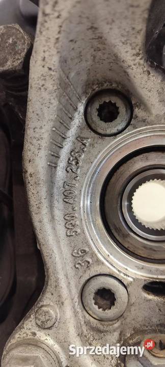 SEAT TARRACO VW TIGUAN II ZWROTNICA PRAWY PRZÓD