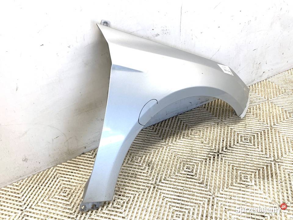 BŁOTNIK PRAWY PRZÓD FORD FOCUS III Hatchback Błotniki