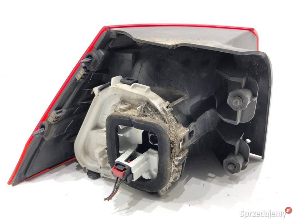 LAMPA PRAWY TYŁ VW GOLF VII 5G9945096C Hatchback sprzedam