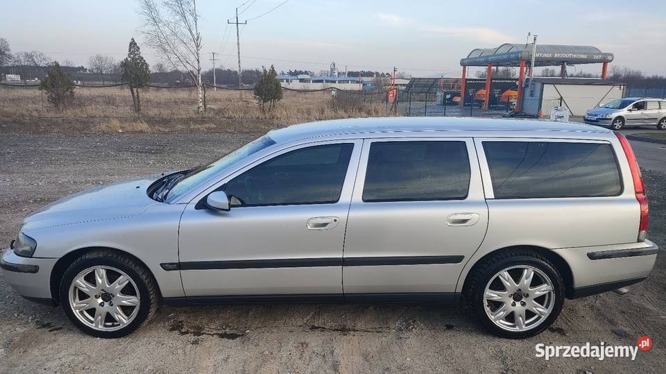 VOLVO V70 24 D5 diesel bez rdzy Xenon Środa Śląska