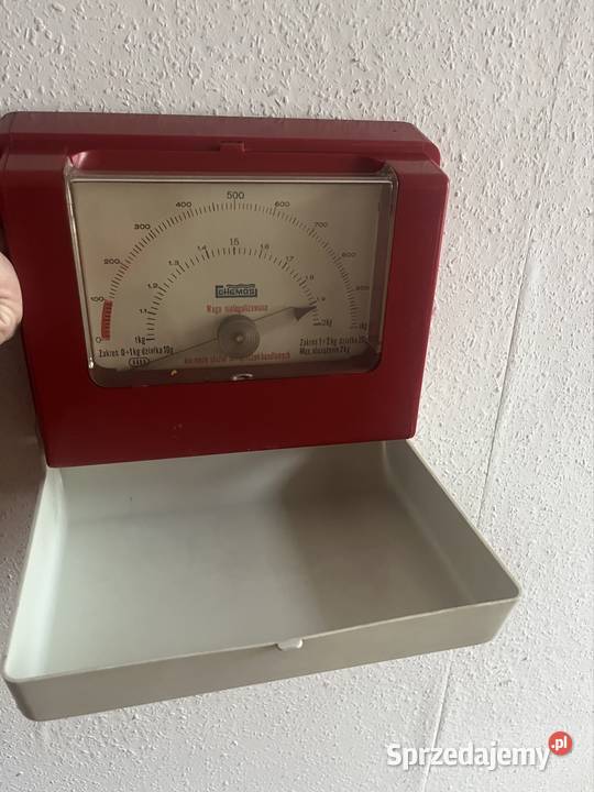 zabytkowa wisząca waga kuchenna z czasów PRL wielkopolskie Swarzędz