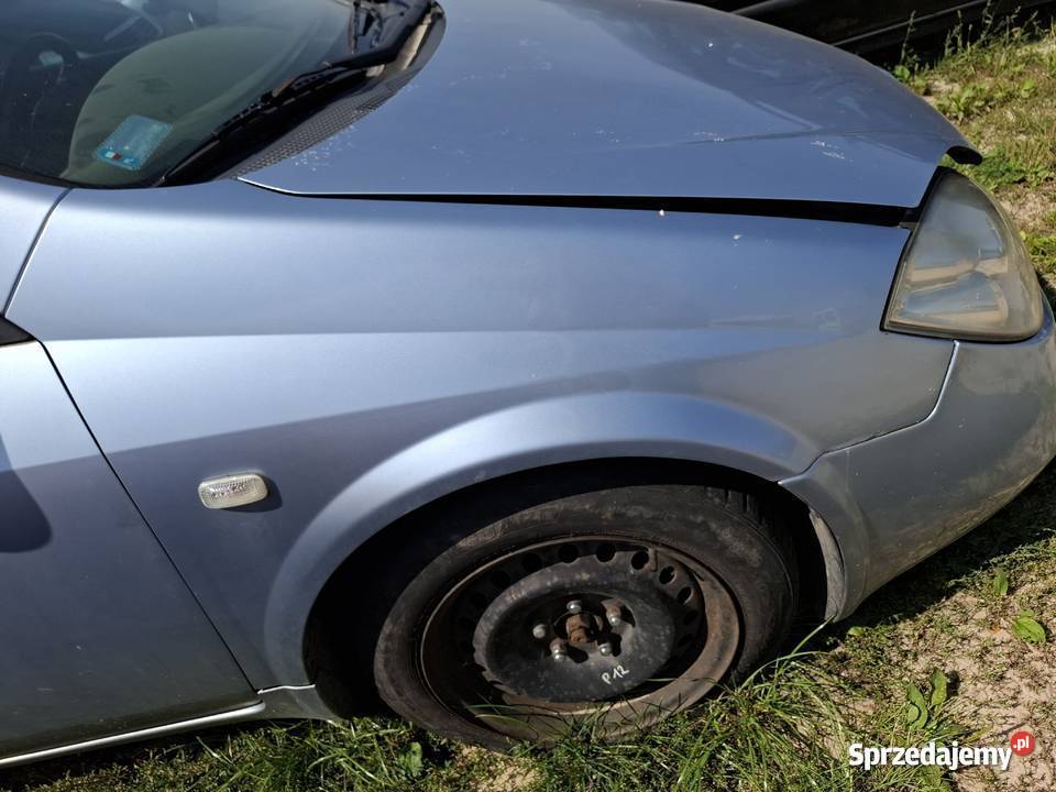 Błotnik Prawy Przód Nissan Primera P12 osobowe lubelskie Wisznice