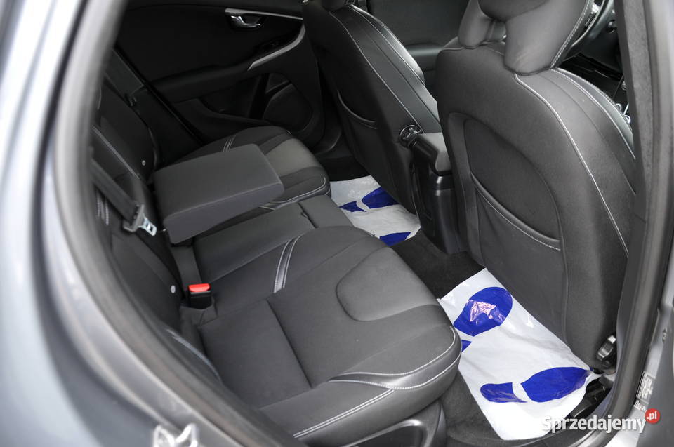 Volvo V40 D2 DriveE Momentum system Start-Stop śląskie Zawiercie