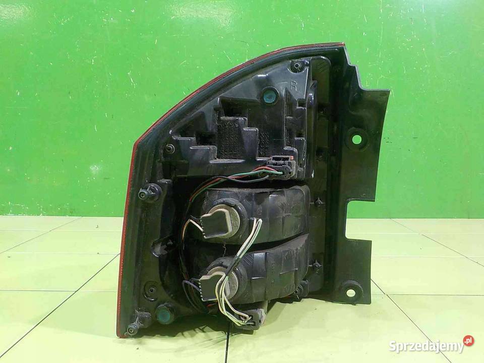 JEEP COMPASS I LIFT I 22 CRD 11r lampa prawa tyl Suków