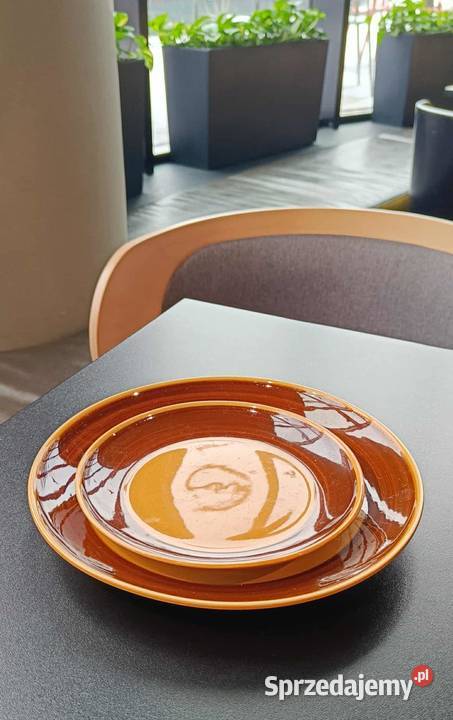 Dwa talerze prl porcelit Iwona Pruszków Warszawa