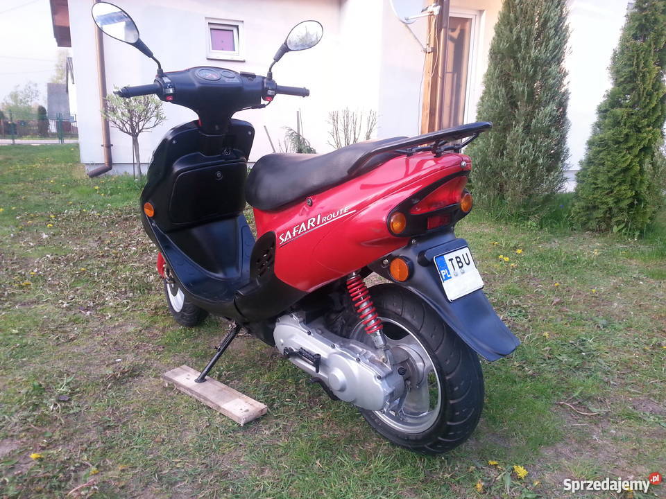 Okazja Skuter fabryczny z silnikiem Stopnica