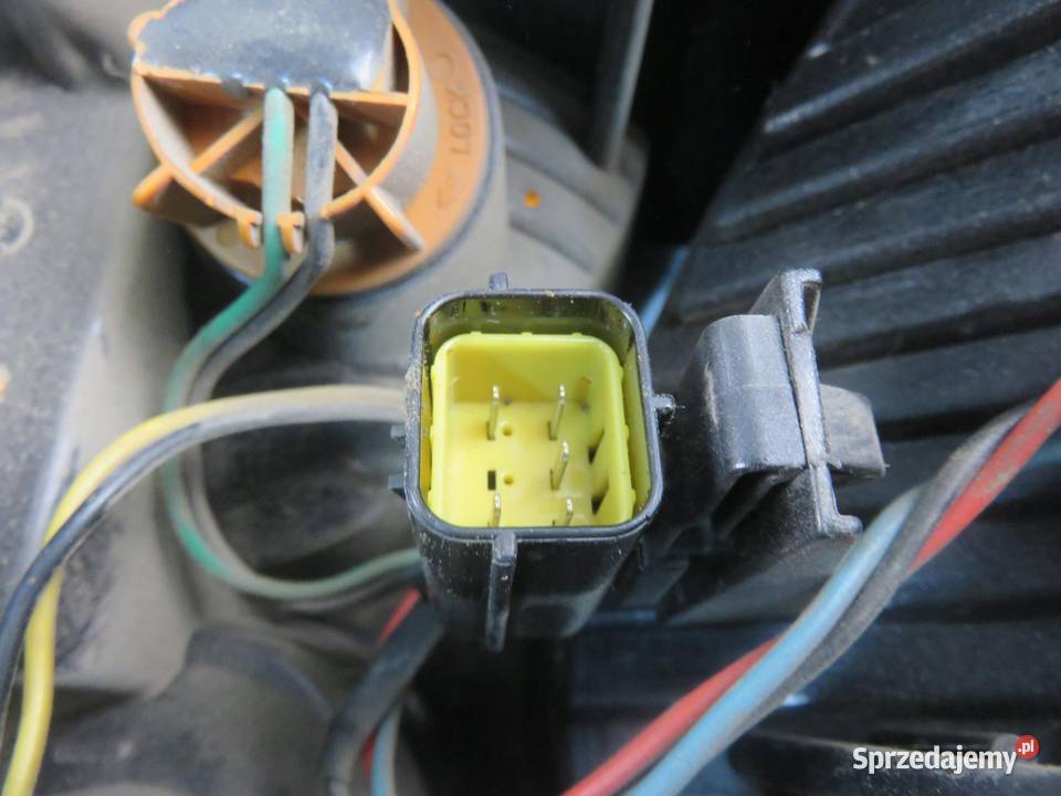 LAMPA PRAWA TYLNA TOYOTA COROLLA E11 lift małopolskie