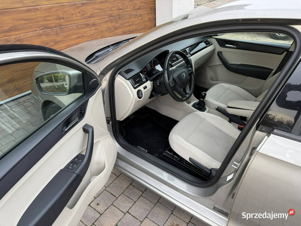 Seat Toledo 14r benzyna klimatronik z Niemiec przyciemniane szyby Konradów