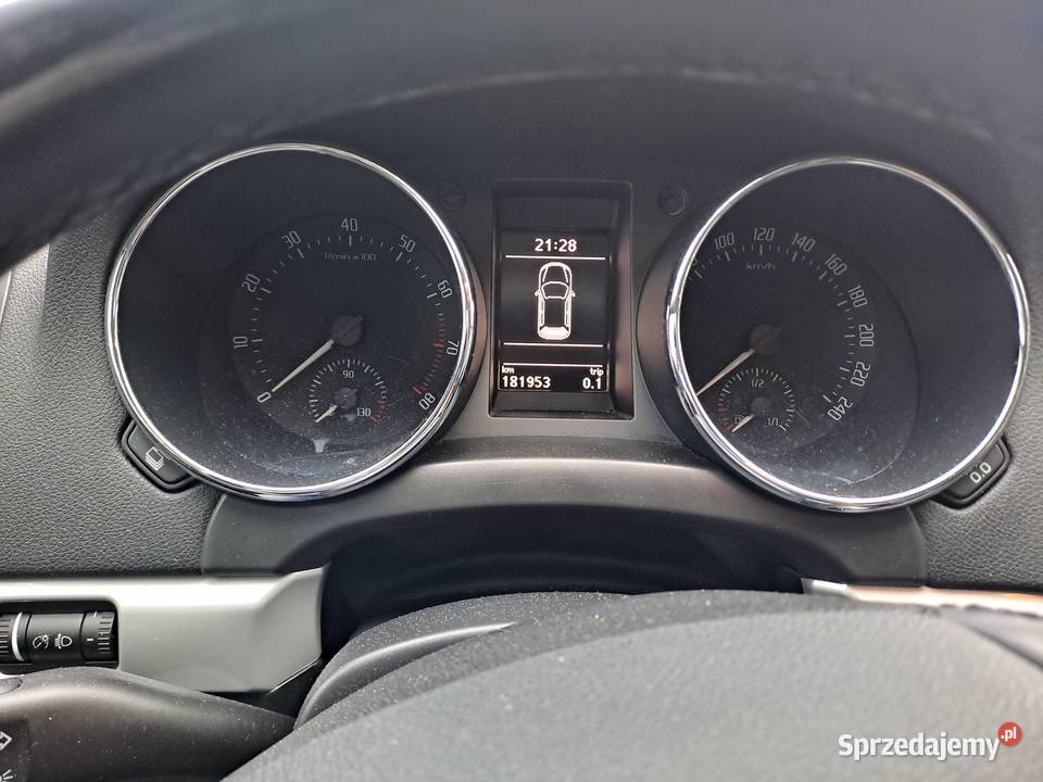 Skoda Yeti kombilimuzyne 12 benzyna elektrochrom. lusterko wst. Yeti Wronki sprzedam