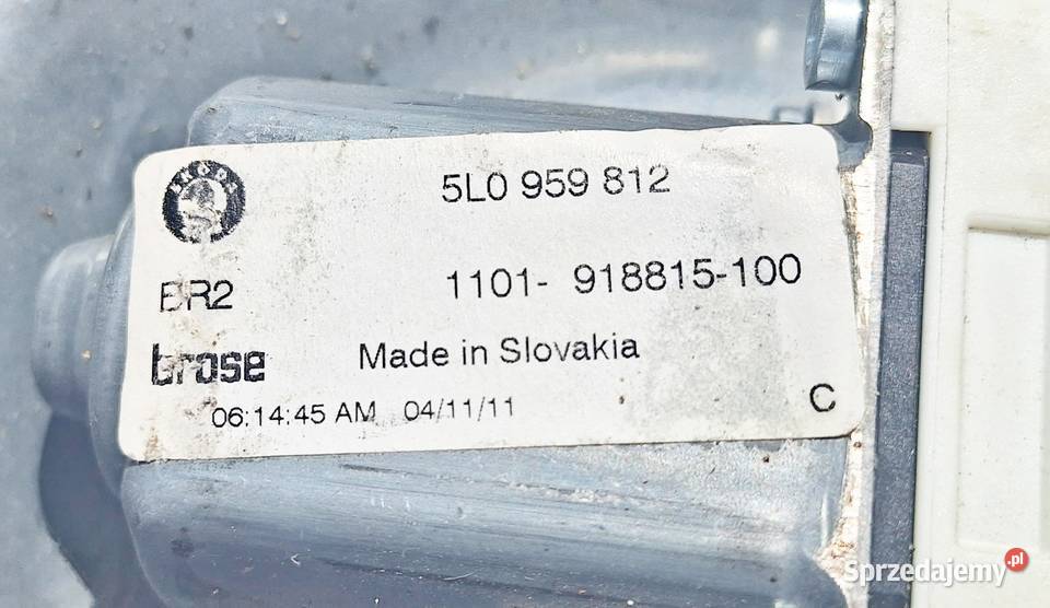 Skoda Yeti Podnośnik tył prawy 5L0959812
