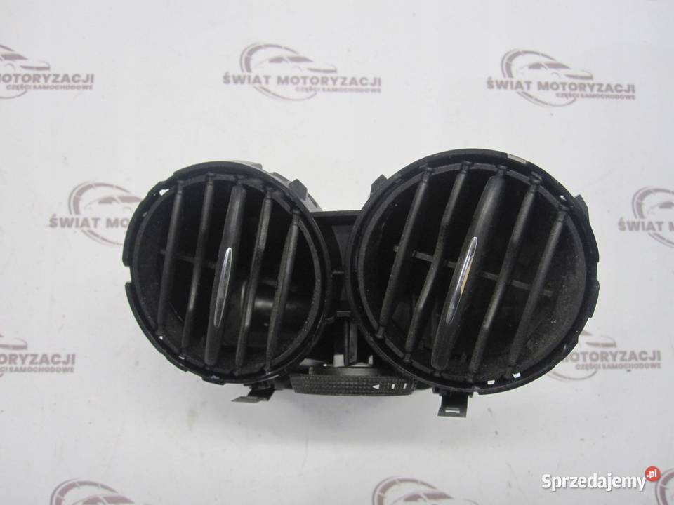 VOLKSWAGEN TIGUAN I LIFT 12r kratka nawiewu lewa Wyposażenie wnętrza świętokrzyskie sprzedam