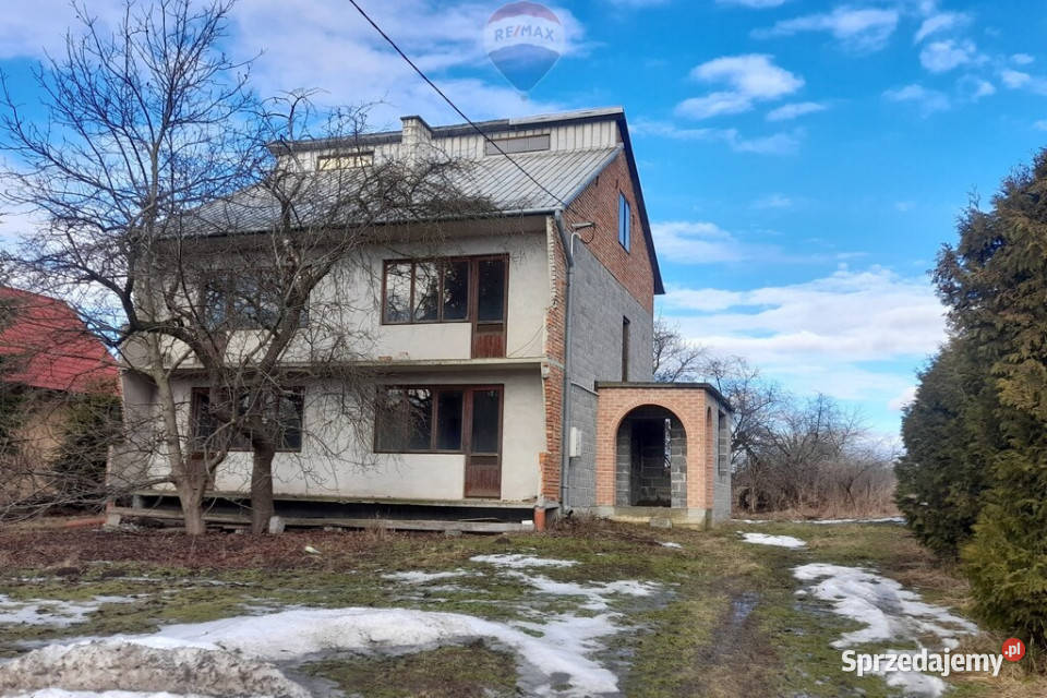 DZIAŁKA BUDOWLANA W MIECHOWIE Miechów