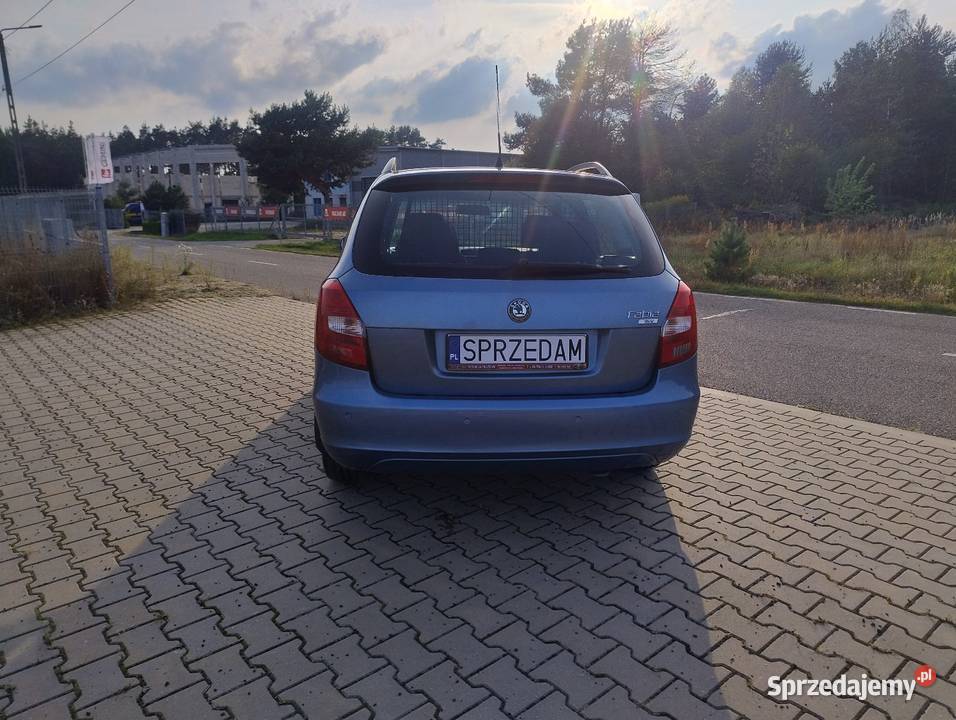 Skoda Fabia II 14 16V MPI Klima Szyber Serwisie 86KM Skaryszew
