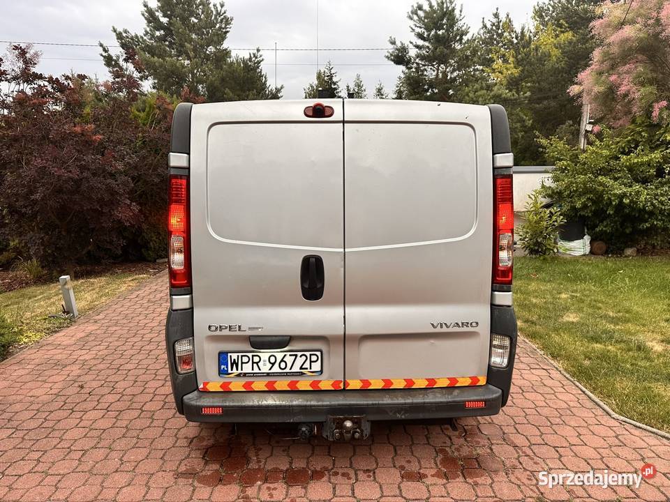 Opel Vivaro L1H1 20 używany Rusiec