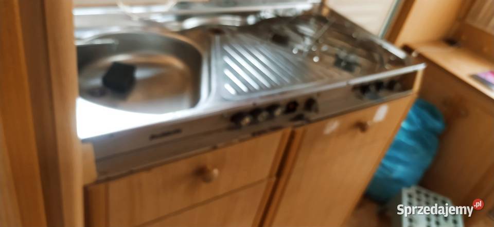 przyczepa kempingowa łóżka piętrowe campingowa Międzybrodzie Bialskie