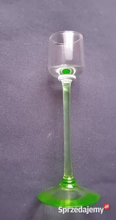 Secesyjny kieliszek do likieru na uranowej nóżce wielkopolskie Koźminek sprzedam