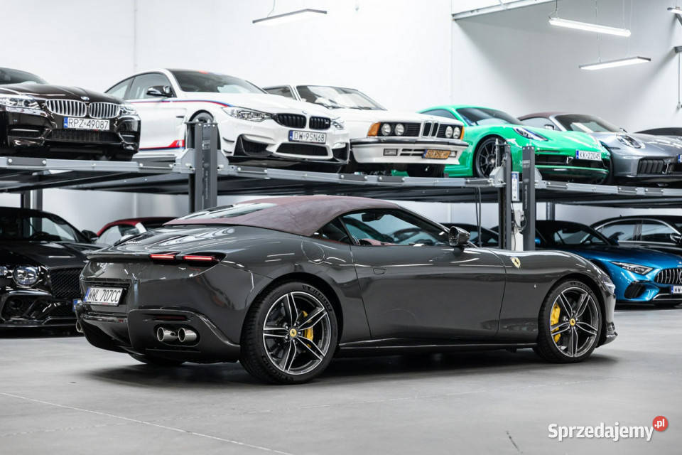 Ferrari Roma Spider Spider 39 V8 620 Pakiet Węgrzce