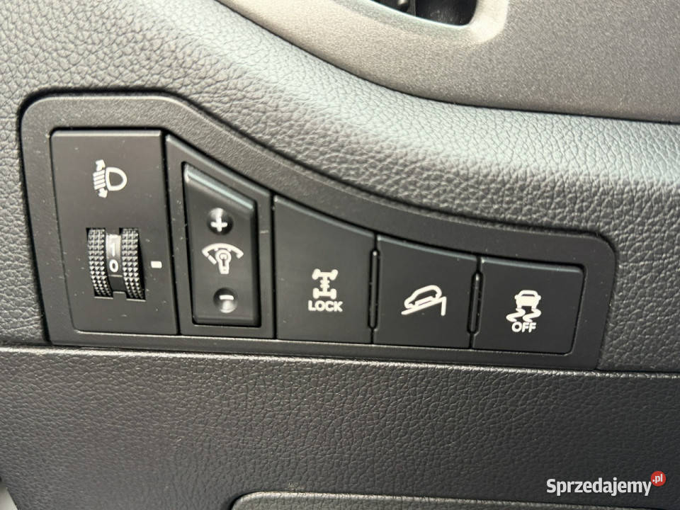 Kia Sportage 20 4x4 navi PANORAMA czujniki czujnik parkowania Łodygowice