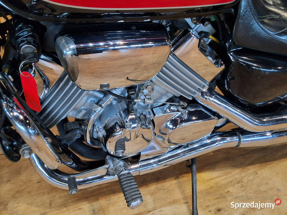 Honda VF HONDA VF750 C motocykl wygląda inaczej Motocykle, skutery, quady