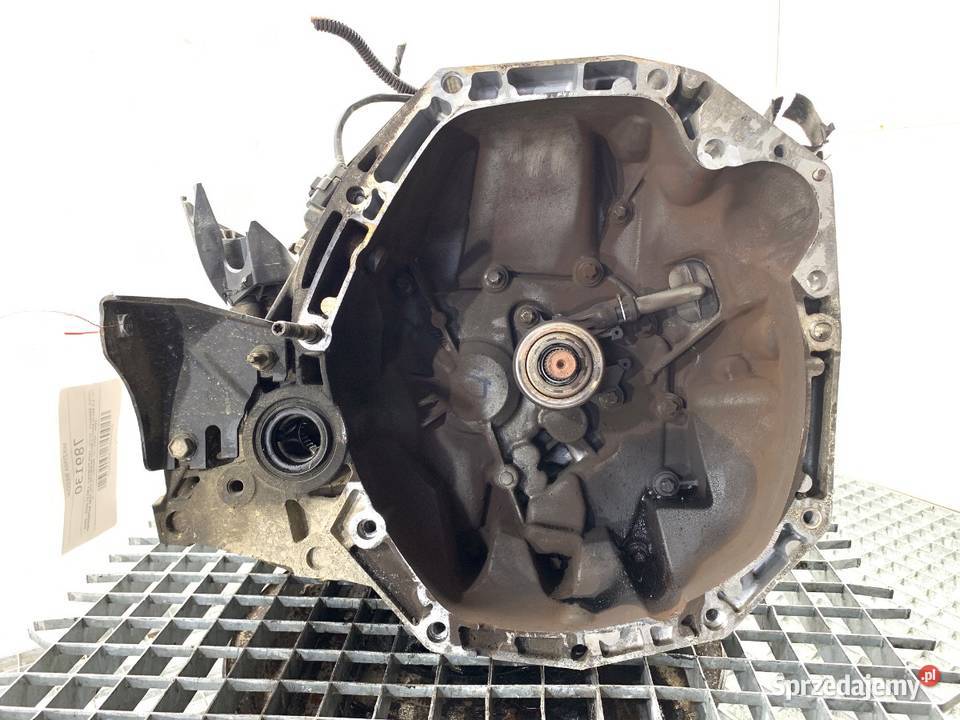 SKRZYNIA BIEGÓW RENAULT CLIO III JH3141 15 68 osobowe sprzedam