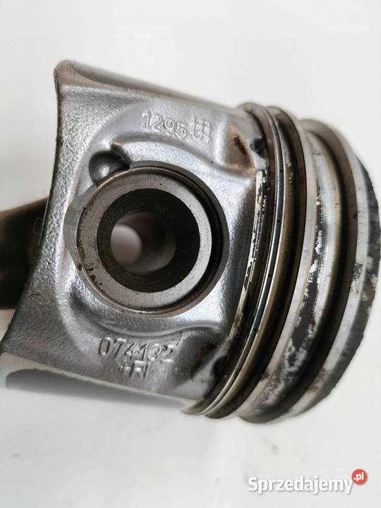 TŁOK KORBOWÓD 14 TDCI Ford Fiesta Mk7 20082016 Blok silnika