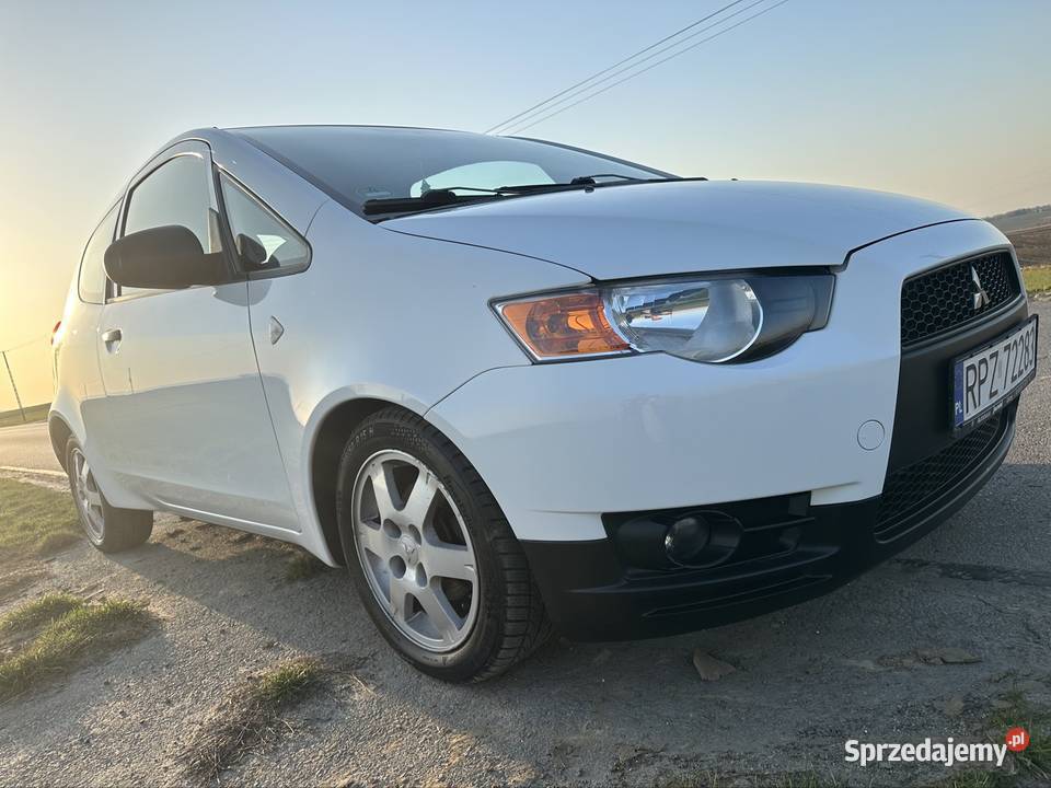 Mitsubishi Colt VI 11i 12V 75 2010 z Niemiec pierwszy właściciel Colt Przeworsk