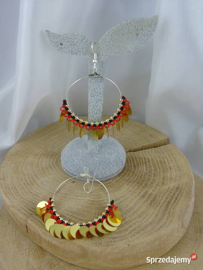 Kolczyki różne kolory