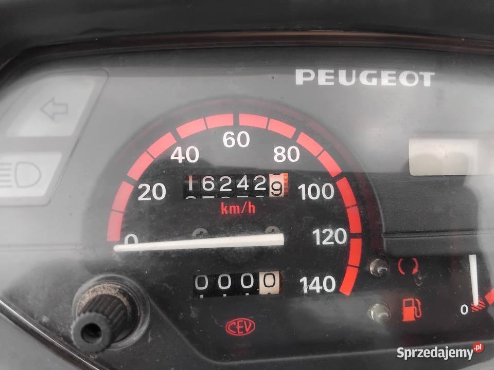 Skuter Peugeot Sv 125 2t zarejestrowany Konina