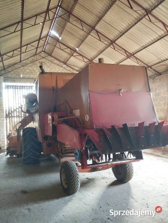Kombajn Bizon Z056 Brzeźno