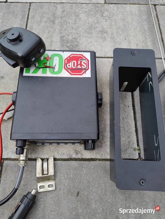 President Harry III z uchwytem antena Mega CB radia Będzin