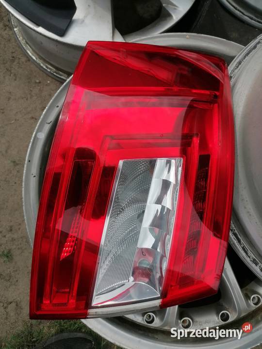 lampy tył skoda Octavia 2013 wielkopolskie sprzedam