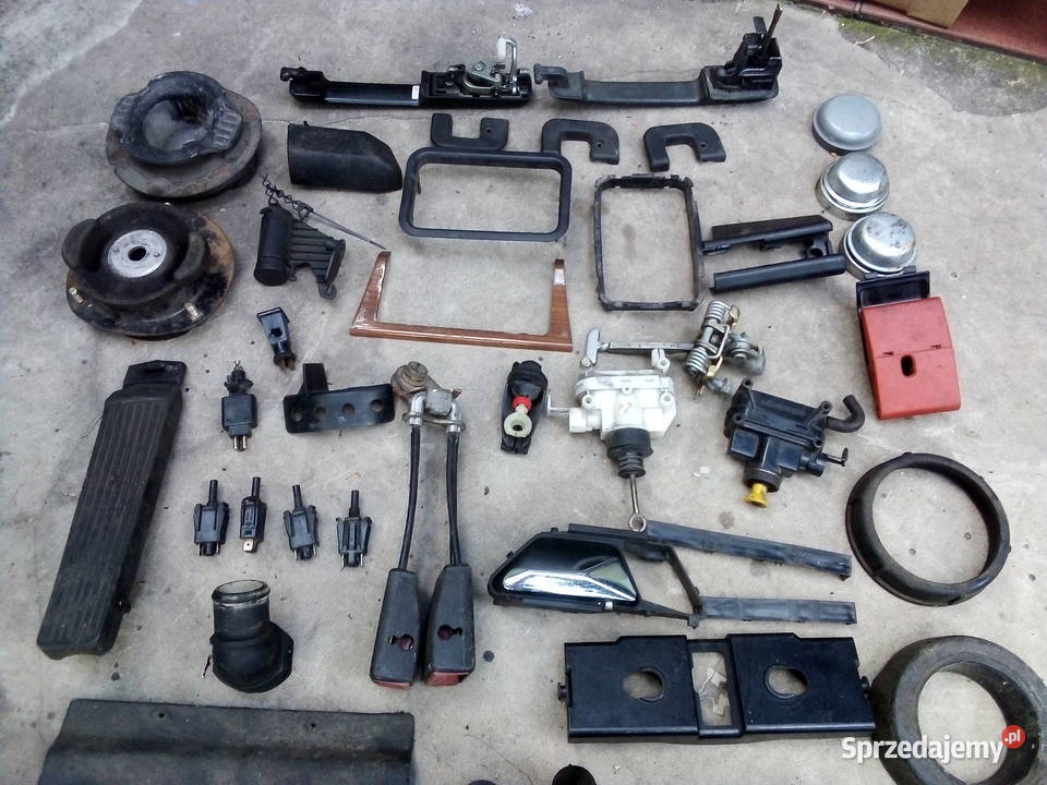 Różne części Mercedes w 124 Leszno